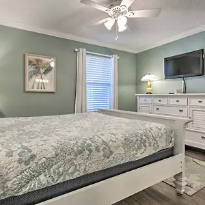 Sunny Emerald Coast With Pool Steps To Beach! Apartment Destin